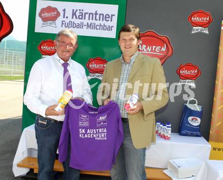 Fussball. SK Austria Klagenfurt.  1. Kaerntner Fussball Milchbar. Josef Loibnegger.  Klagenfurt, 14.8.2010.
Foto: Kuess
---
pressefotos, pressefotografie, kuess, qs, qspictures, sport, bild, bilder, bilddatenbank