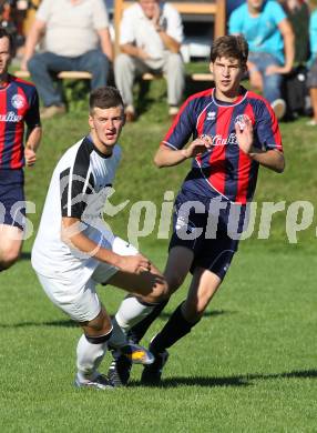 Fussball Unterliga Ost. SV Ludmannsdorf gegen Annabichler SV. Christian Klinar (Ludmannsdorf), Armin Muharemovic (ASV). Ludmannsdorf, am 15.8.2010.
Foto: Kuess
---
pressefotos, pressefotografie, kuess, qs, qspictures, sport, bild, bilder, bilddatenbank