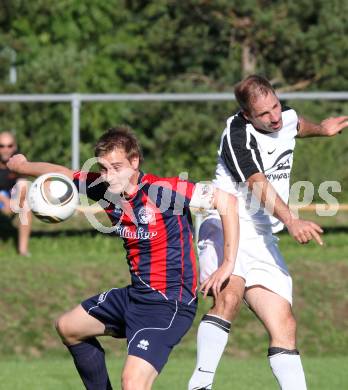 Fussball Unterliga Ost. SV Ludmannsdorf gegen Annabichler SV. Stefan Modritsch (Ludmannsdorf), Markus Christian Langusch (ASV). Ludmannsdorf, am 15.8.2010.
Foto: Kuess
---
pressefotos, pressefotografie, kuess, qs, qspictures, sport, bild, bilder, bilddatenbank