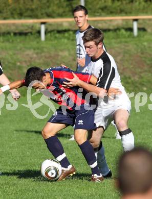 Fussball Unterliga Ost. SV Ludmannsdorf gegen Annabichler SV. Marco Koller (Ludmannsdorf), David Podgornik (ASV). Ludmannsdorf, am 15.8.2010.
Foto: Kuess
---
pressefotos, pressefotografie, kuess, qs, qspictures, sport, bild, bilder, bilddatenbank