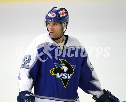 Eishockey. Testspiel. VSV gegen HDD Tilia Olimpija. Greg Kuznik (VSV).
Bled, 19.8.2010.
Foto: Kuess
---
pressefotos, pressefotografie, kuess, qs, qspictures, sport, bild, bilder, bilddatenbank