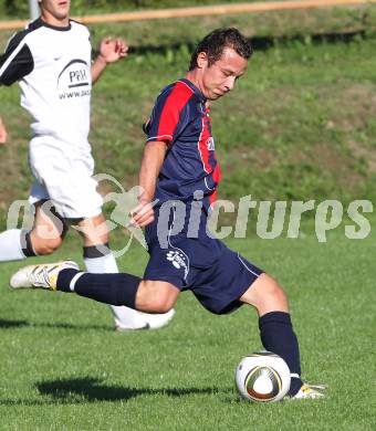 Fussball Unterliga Ost. SV Ludmannsdorf gegen Annabichler SV. Michael Sablatnik (Ludmannsdorf). Ludmannsdorf, am 15.8.2010.
Foto: Kuess
---
pressefotos, pressefotografie, kuess, qs, qspictures, sport, bild, bilder, bilddatenbank