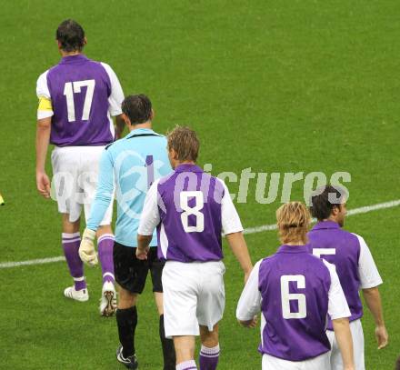 Fussball. Regionalliga. SK Austria Klagenfurt gegen Union St. Florian . Christian Prawda, Alexander Schenk, Peter Pucker, Johannes Isopp (Klagenfurt). Klagenfurt, 6.8.2010. 
Foto: Kuess

---
pressefotos, pressefotografie, kuess, qs, qspictures, sport, bild, bilder, bilddatenbank