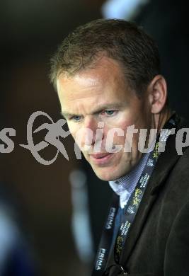 Eishockey. Testspiel. VSV gegen HDD Tilia Olimpija. Trainer Johan Stroemwall (VSV).
Bled, 19.8.2010.
Foto: Kuess
---
pressefotos, pressefotografie, kuess, qs, qspictures, sport, bild, bilder, bilddatenbank