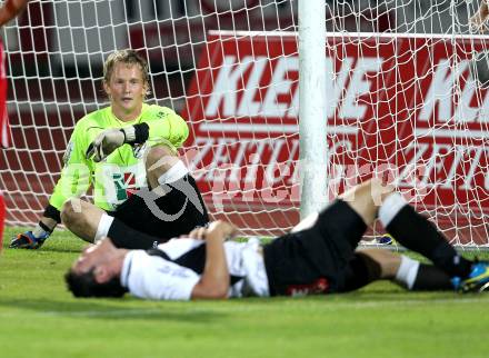 Fussball 1. Liga. RZ Pellets WAC/St. Andrae gegen Trenkwalder Admira. Christia Dobnik, Roland Putsche (WAC). Wolfsberg, 20.8.2010.
Foto: Kuess

---
pressefotos, pressefotografie, kuess, qs, qspictures, sport, bild, bilder, bilddatenbank