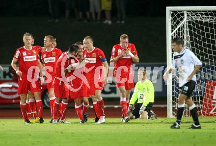 Fussball 1. Liga. RZ Pellets WAC/St. Andrae gegen Trenkwalder Admira. Jubel Admira. Wolfsberg, 20.8.2010.
Foto: Kuess

---
pressefotos, pressefotografie, kuess, qs, qspictures, sport, bild, bilder, bilddatenbank