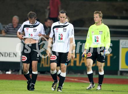 Fussball 1. Liga. RZ Pellets WAC/St. Andrae gegen Trenkwalder Admira. Enttaeuscht Gernot Messner, Dario Baldauf, Christian Dobnik (WAC). Wolfsberg, 20.8.2010.
Foto: Kuess

---
pressefotos, pressefotografie, kuess, qs, qspictures, sport, bild, bilder, bilddatenbank