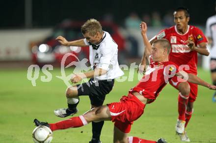 Fussball 1. Liga. RZ Pellets WAC/St. Andrae gegen Trenkwalder Admira. Manuel Kerhe, (WAC),   Daniel Drescher (Admira). Wolfsberg, 20.8.2010.
Foto: Kuess

---
pressefotos, pressefotografie, kuess, qs, qspictures, sport, bild, bilder, bilddatenbank