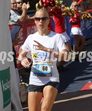 Kaernten laeuft. Halbmarathon von Velden nach Klagenfurt. Anja Prieler (AUT). Velden, am 22.8.2010.
Foto: Kuess
---
pressefotos, pressefotografie, kuess, qs, qspictures, sport, bild, bilder, bilddatenbank