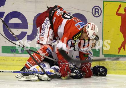 Eishockey Testspiel. EC KAC gegen Kassel Huskies. Mike Craig,  (KAC),  Christopher Schmidt (Kassel Huskies). Klagenfurt, am 22.8.2010.
Foto: Kuess 

---
pressefotos, pressefotografie, kuess, qs, qspictures, sport, bild, bilder, bilddatenbank