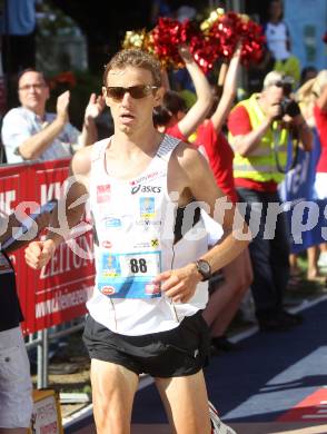 Kaernten laeuft. Halbmarathon von Velden nach Klagenfurt. Markus Hohenwarter (AUT). Velden, am 22.8.2010.
Foto: Kuess
---
pressefotos, pressefotografie, kuess, qs, qspictures, sport, bild, bilder, bilddatenbank