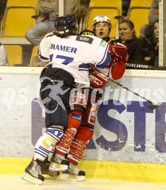 Eishockey Testspiel. EC KAC gegen Kassel Huskies. Tyler Spurgeon (KAC), Kramer Rene (Kassel Huskies). Klagenfurt, am 22.8.2010.
Foto: Kuess 

---
pressefotos, pressefotografie, kuess, qs, qspictures, sport, bild, bilder, bilddatenbank