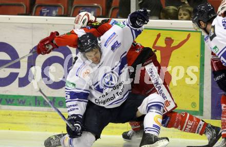 Eishockey Testspiel. EC KAC gegen Kassel Huskies. Mike Craig (KAC), Christopher Schmidt (Kassel). Klagenfurt, am 22.8.2010.
Foto: Kuess 

---
pressefotos, pressefotografie, kuess, qs, qspictures, sport, bild, bilder, bilddatenbank