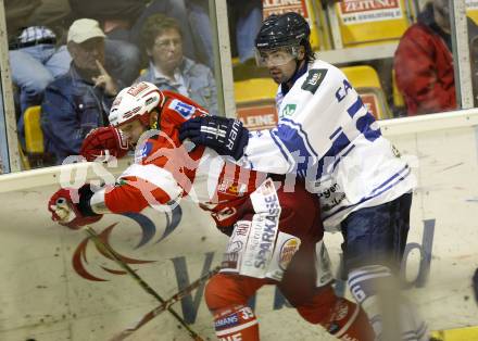 Eishockey Testspiel. EC KAC gegen Kassel Huskies. Jeff Shantz (KAC),  Ryan Cadwell (Kassel Huskies). Klagenfurt, am 22.8.2010.
Foto: Kuess 

---
pressefotos, pressefotografie, kuess, qs, qspictures, sport, bild, bilder, bilddatenbank