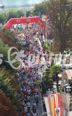 Kaernten laeuft. Halbmarathon von Velden nach Klagenfurt. Start in Velden. Velden, am 22.8.2010.
Foto: Kuess
---
pressefotos, pressefotografie, kuess, qs, qspictures, sport, bild, bilder, bilddatenbank