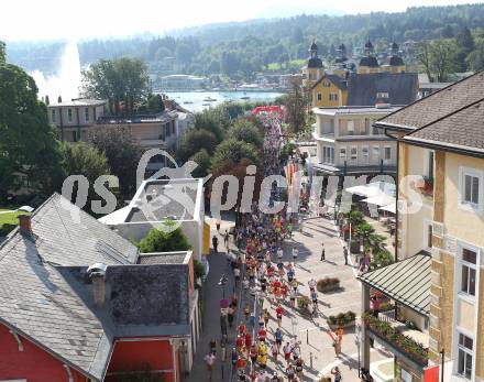 Kaernten laeuft. Halbmarathon von Velden nach Klagenfurt. Start in Velden. Velden, am 22.8.2010.
Foto: Kuess
---
pressefotos, pressefotografie, kuess, qs, qspictures, sport, bild, bilder, bilddatenbank