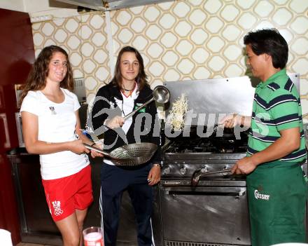 Segeln. Lara Vadlau, Jana Hausberger. Klagenfurt, 10.8.2010.
Foto: Kuess
---
pressefotos, pressefotografie, kuess, qs, qspictures, sport, bild, bilder, bilddatenbank