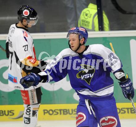 Eishockey. Testspiel. VSV gegen TWI HC Innsbruck. Torjubel Matthew Ryan. Villach, 24.8.2010.
Foto: Kuess


---
pressefotos, pressefotografie, kuess, qs, qspictures, sport, bild, bilder, bilddatenbank