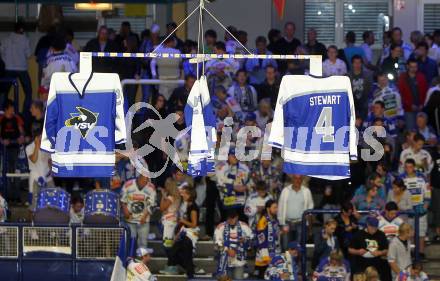 Eishockey. Testspiel. VSV gegen TWI HC Innsbruck. Fans, Dressen. Villach, 24.8.2010.
Foto: Kuess


---
pressefotos, pressefotografie, kuess, qs, qspictures, sport, bild, bilder, bilddatenbank