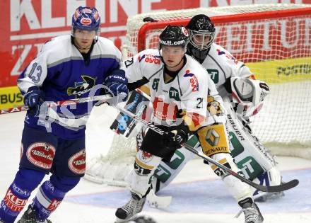 Eishockey. Testspiel. VSV gegen TWI HC Innsbruck. Benjamin Petrik, (VSV), Andreas Sarg (Innsbruck). Villach, 24.8.2010.
Foto: Kuess


---
pressefotos, pressefotografie, kuess, qs, qspictures, sport, bild, bilder, bilddatenbank