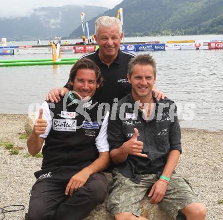 Acrofliegen. Paragleiten. Acroaustria Paragliding Akrobatik Weltcup. Team Against the Grain (Alexander Meschuh, Bernd Hornboeck), Reinhard Tellian. Annenheim, am 28.8.2010.
Foto: Kuess
---
pressefotos, pressefotografie, kuess, qs, qspictures, sport, bild, bilder, bilddatenbank