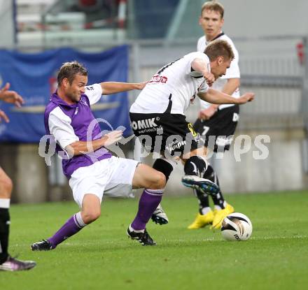 Fussball. Regionalliga. Austria Klagenfurt gegen Gleinstaetten.   Kai Schoppitsch (Austria Klagenfurt), Znuderl Bostjan (Gleinstaetten). Klagenfurt, 28.8.2010.
Foto: Kuess

---
pressefotos, pressefotografie, kuess, qs, qspictures, sport, bild, bilder, bilddatenbank