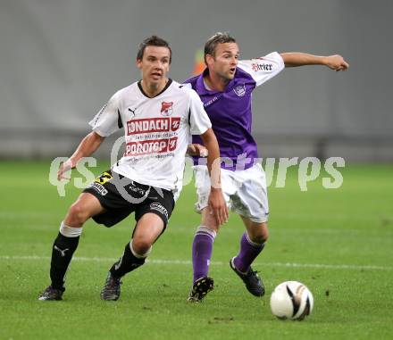 Fussball. Regionalliga. Austria Klagenfurt gegen Gleinstaetten. Kai Schoppitsch (Austria Klagenfurt), Prietl Manuel (Gleinstaetten). Klagenfurt, 28.8.2010.
Foto: Kuess

---
pressefotos, pressefotografie, kuess, qs, qspictures, sport, bild, bilder, bilddatenbank