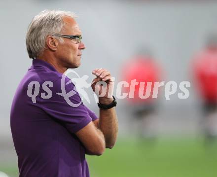 Fussball. Regionalliga. Austria Klagenfurt gegen Gleinstaetten. Trainer Walter Schoppitsch (Austria Klagenfurt). Klagenfurt, 28.8.2010.
Foto: Kuess

---
pressefotos, pressefotografie, kuess, qs, qspictures, sport, bild, bilder, bilddatenbank