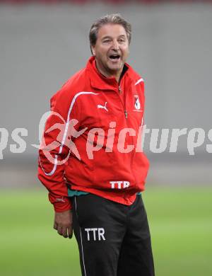 Fussball. Regionalliga. Austria Klagenfurt gegen Gleinstaetten. Trainer Stefan Doerner (Gleinstaetten). Klagenfurt, 28.8.2010.
Foto: Kuess

---
pressefotos, pressefotografie, kuess, qs, qspictures, sport, bild, bilder, bilddatenbank