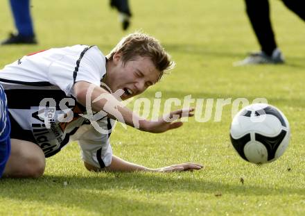 Fussball. Unterliga Ost. Magdalener SC gegen SV Union Raiba Ruden. Stresch Sandro (Magdalen). Magdalen, 29.8.2010
Foto: Kuess
---
pressefotos, pressefotografie, kuess, qs, qspictures, sport, bild, bilder, bilddatenbank