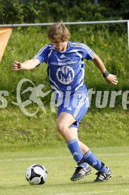 Fussball. Unterliga Ost. Magdalener SC gegen SV Union Raiba Ruden. Trad Manuel (Ruden). Magdalen, 29.8.2010
Foto: Kuess
---
pressefotos, pressefotografie, kuess, qs, qspictures, sport, bild, bilder, bilddatenbank