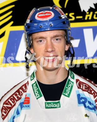 Eishockey. Bundesliga. VSV. Mannschaftsfoto. Michael Raffl. Villach, 31.8.2010.
Foto: Kuess
---
pressefotos, pressefotografie, kuess, qs, qspictures, sport, bild, bilder, bilddatenbank