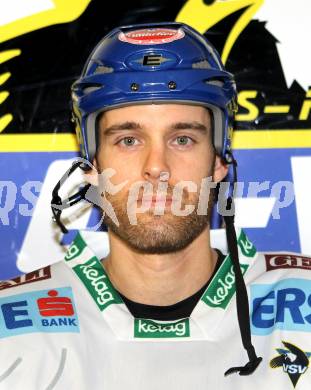 Eishockey. Bundesliga. VSV. Mannschaftsfoto. Michael Martin. Villach, 31.8.2010.
Foto: Kuess
---
pressefotos, pressefotografie, kuess, qs, qspictures, sport, bild, bilder, bilddatenbank