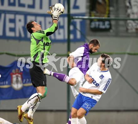 Fussball. Regionalliga. Austria Klagenfurt gegen FC Blau-Weiss Linz.  Oliver Pusztai, (Austria Klagenfurt), Wimleitner David (Linz). Klagenfurt, 3.9.2010.
Foto: Kuess

---
pressefotos, pressefotografie, kuess, qs, qspictures, sport, bild, bilder, bilddatenbank