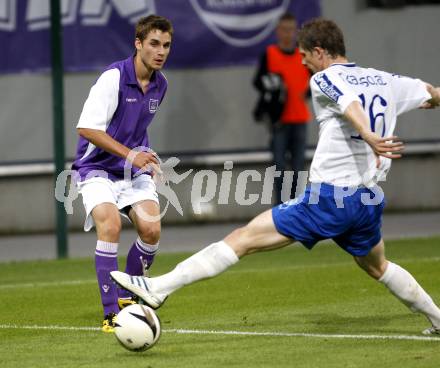 Fussball. Regionalliga. Austria Klagenfurt gegen FC Blau-Weiss Linz.  Orgonyi Jakob (Austria Klagenfurt), Koll Ernst (Linz). Klagenfurt, 3.9.2010.
Foto: Kuess

---
pressefotos, pressefotografie, kuess, qs, qspictures, sport, bild, bilder, bilddatenbank