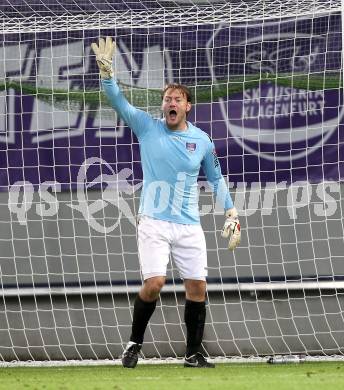 Fussball. Regionalliga. Austria Klagenfurt gegen FC Blau-Weiss Linz.  Alexander Schenk (Austria Klagenfurt). Klagenfurt, 3.9.2010.
Foto: Kuess

---
pressefotos, pressefotografie, kuess, qs, qspictures, sport, bild, bilder, bilddatenbank