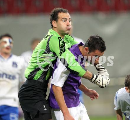 Fussball. Regionalliga. Austria Klagenfurt gegen FC Blau-Weiss Linz.  Markus Pink, (Austria Klagenfurt), Wimleitner David (Linz). Klagenfurt, 3.9.2010.
Foto: Kuess

---
pressefotos, pressefotografie, kuess, qs, qspictures, sport, bild, bilder, bilddatenbank