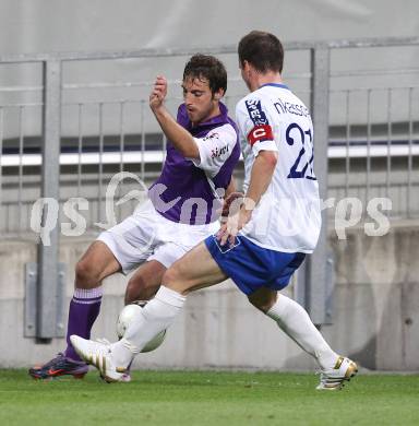 Fussball. Regionalliga. Austria Klagenfurt gegen FC Blau-Weiss Linz.  Helmut Koenig (Austria Klagenfurt), Konstantin Wawra (Linz). Klagenfurt, 3.9.2010.
Foto: Kuess

---
pressefotos, pressefotografie, kuess, qs, qspictures, sport, bild, bilder, bilddatenbank