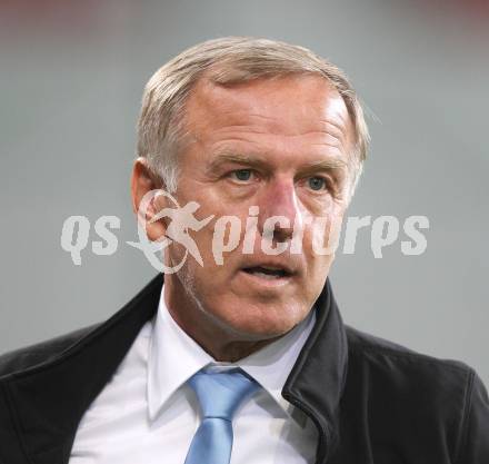 Fussball. Regionalliga. Austria Klagenfurt gegen FC Blau-Weiss Linz.  Trainer Adam Kensy (Linz). Klagenfurt, 3.9.2010.
Foto: Kuess

---
pressefotos, pressefotografie, kuess, qs, qspictures, sport, bild, bilder, bilddatenbank