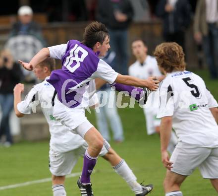 Fussball. KFV Cup. SV Ludmannsdorf gegen SK Austria Klagenfurt. Kalt Stefan (Ludmannsdorf), Pegrin Marco (Klagenfurt). Ludmannsdorf, 7.9.2010.
Foto: Kuess
---
pressefotos, pressefotografie, kuess, qs, qspictures, sport, bild, bilder, bilddatenbank