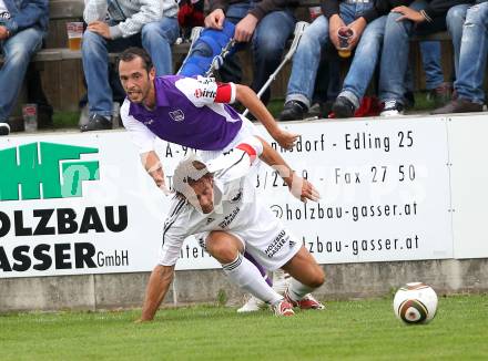 Fussball. KFV Cup. SV Ludmannsdorf gegen SK Austria Klagenfurt. Quantschnig Adalbert (Ludmannsdorf), Prawda Christian (Klagenfurt). Ludmannsdorf, 7.9.2010.
Foto: Kuess
---
pressefotos, pressefotografie, kuess, qs, qspictures, sport, bild, bilder, bilddatenbank