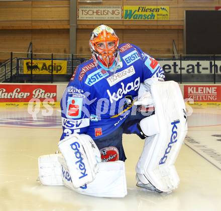 Eishockey Bundesliga. VSV. Mannschaftsfototermin. Prohaska Gert. Villach, 8.9.2010.
Foto: Kuess
---
pressefotos, pressefotografie, kuess, qs, qspictures, sport, bild, bilder, bilddatenbank