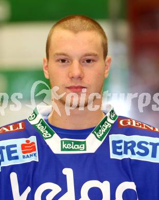 Eishockey Bundesliga. VSV. Mannschaftsfototermin. Andreas Wiedergut. Villach, 8.9.2010.
Foto: Kuess
---
pressefotos, pressefotografie, kuess, qs, qspictures, sport, bild, bilder, bilddatenbank