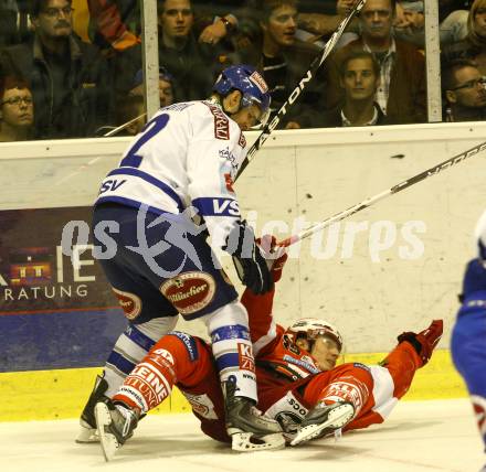 EBEL. Eishockey Bundesliga. KAC gegen VSV. SCHULLER David (KAC),  MARTIN Michael (VSV). Klagenfurt, am 10.9.2010.
Foto: Kuess 

---
pressefotos, pressefotografie, kuess, qs, qspictures, sport, bild, bilder, bilddatenbank