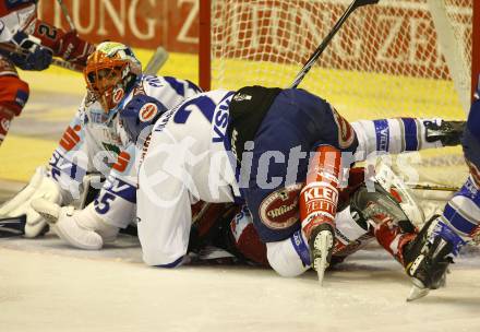 EBEL. Eishockey Bundesliga. KAC gegen VSV. HAGER Gregor (KAC),  MARTIN Michael, PROHASKA Gert (VSV). Klagenfurt, am 10.9.2010.
Foto: Kuess 

---
pressefotos, pressefotografie, kuess, qs, qspictures, sport, bild, bilder, bilddatenbank