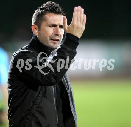 Fussball. Erste Liga. RZ Pellets WAC/St. Andrae gegen TSV Sparkasse Hartberg. Trainer Bjelica Nenad (WAC). Wolfsberg, 10.9.2010. 
Foto: Kuess

---
pressefotos, pressefotografie, kuess, qs, qspictures, sport, bild, bilder, bilddatenbank