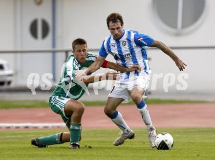 Fussball. Kaerntner Liga. VSV gegen Rapid Lienz A. Pavlicic Rok (VSV), Eder Manuel (Lienz).
Villach, 11.9.2010.
Foto: Kuess 
---
pressefotos, pressefotografie, kuess, qs, qspictures, sport, bild, bilder, bilddatenbank