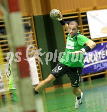 Handball Bundesliga. HCK59 gegen Trofaiach. Anton Praeprost (HCK). Viktring, 11.9.2010.
Foto: Kuess
---
pressefotos, pressefotografie, kuess, qs, qspictures, sport, bild, bilder, bilddatenbank