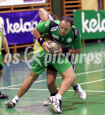 Handball Bundesliga. HCK59 gegen Trofaiach. RADOVIC Gregor (HCK),  TREMMEL Thomas (Trofaiach). Viktring, 11.9.2010.
Foto: Kuess
---
pressefotos, pressefotografie, kuess, qs, qspictures, sport, bild, bilder, bilddatenbank