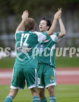 Fussball. Kaerntner Liga. VSV gegen Rapid Lienz A. Torjubel Korber Christopher, Ebner Markus (Lienz).
Villach, 11.9.2010.
Foto: Kuess 
---
pressefotos, pressefotografie, kuess, qs, qspictures, sport, bild, bilder, bilddatenbank